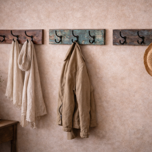 Artisan Heritage Carved Wall Hook – DD00128