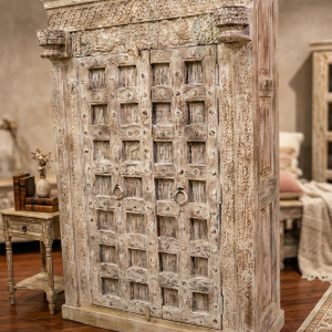 Whitewashed Heritage Armoire (Almirah) with Ornate Frieze – DD002