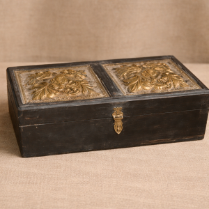 Artisan Heritage Decorative Box – DD0071