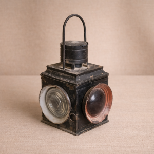 Artisan Heritage Railway Lamp – DD0076